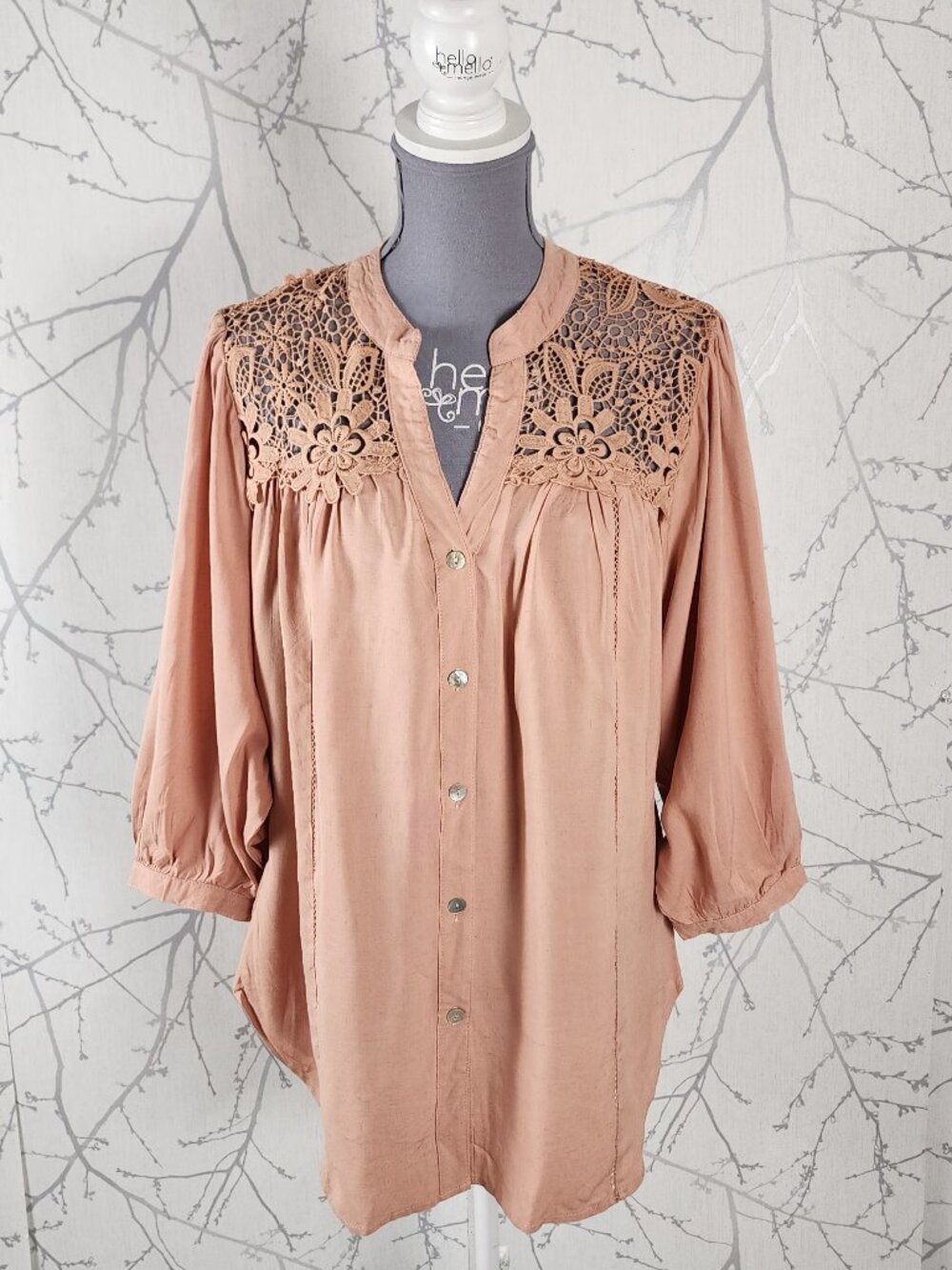 Figueroa & Flower Salmon 20% Linen Lace Panel Button Up Blouse
